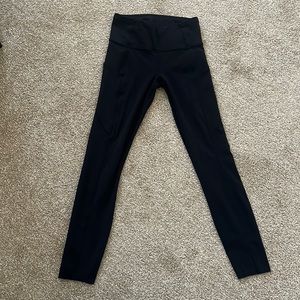 Full length black lulu leggings with pockets, size 4